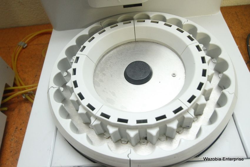 ROCHE VENTANA NEXES SPECIAL STAINS AUTOMATED SLIDE STAINER 850000 750