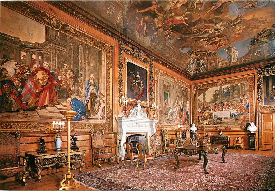 有关以下物品的详细资料: postcard:- windsor castle, the queen"s