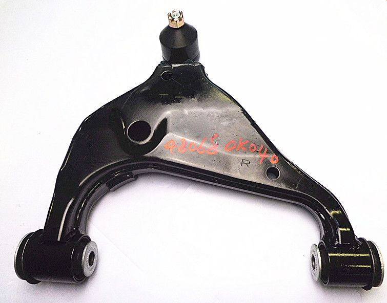 NEW RIGHT HAND SIDE FRONT LOWER Control Arm TOYOTA HILUX 4WD 2005ON