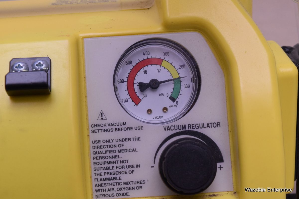 ALLIED HEALTHCARE L190GR PORTABLE M ASPIRATOR PUMP MODEL L190, L190GR