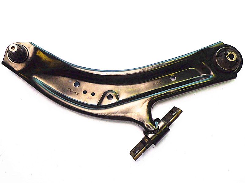 NEW RIGHT SIDE FRONT LOWER CONTROL ARM NISSAN XTRAIL T32 03/2014