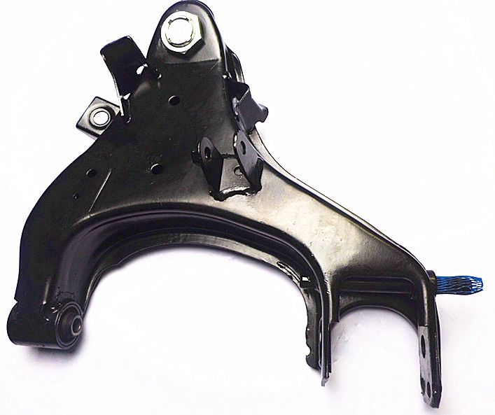 NEW RIGHT SIDE FRONT LOWER CONTROL ARM FOR NISSAN NAVARA D22 4WD 04/